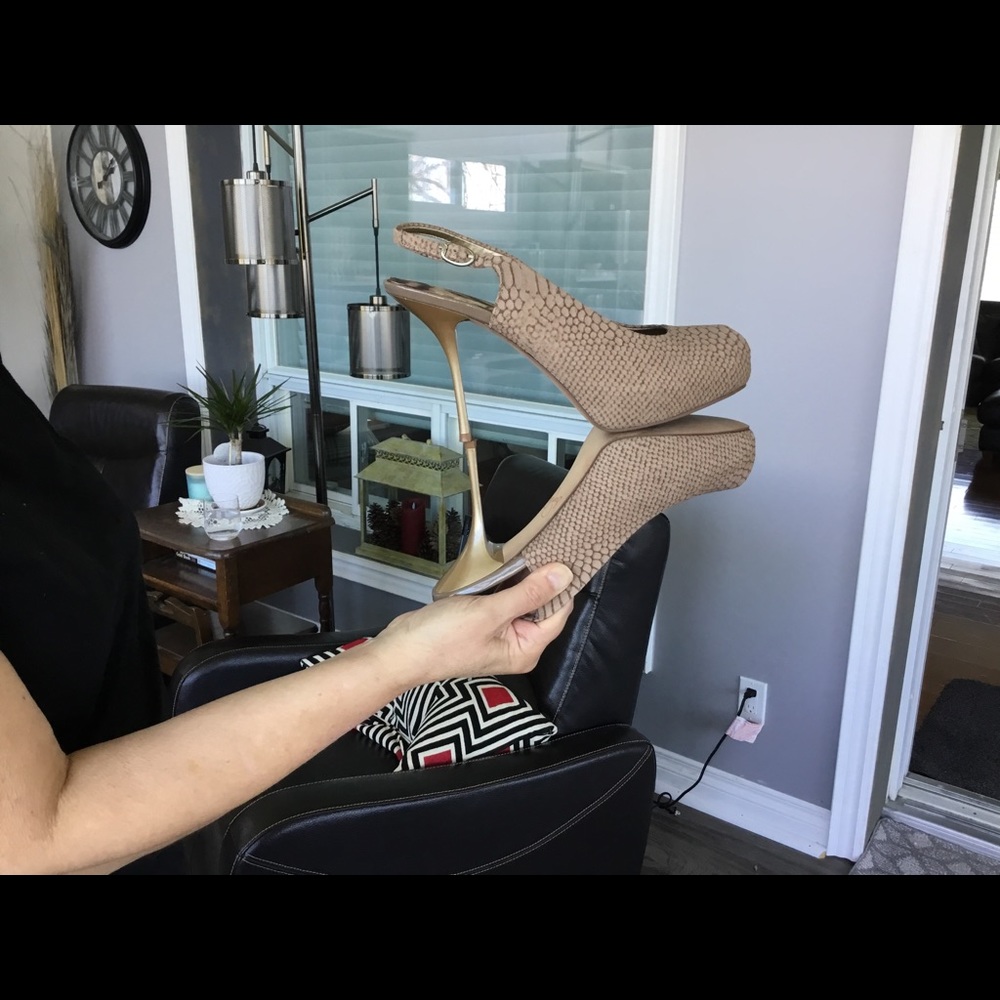Sam Edelman nude pumps - Picture 2 of 6